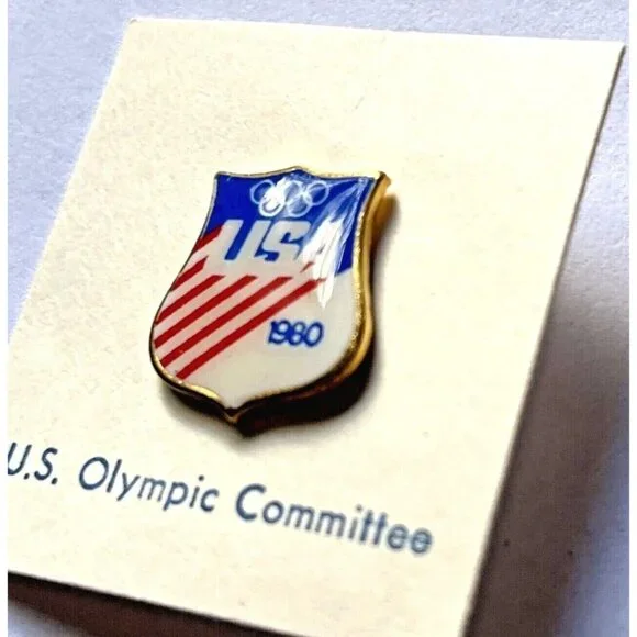 1980 U. S. Olympic Committee Pin on Original Card NEW Old Stock - Picture 3 of 7